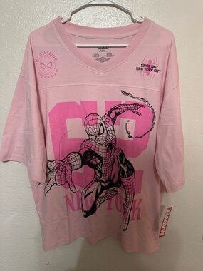 Marvel Spider-Man “Since 1962 New York City” Women’s Pink T-Shirt Size Large